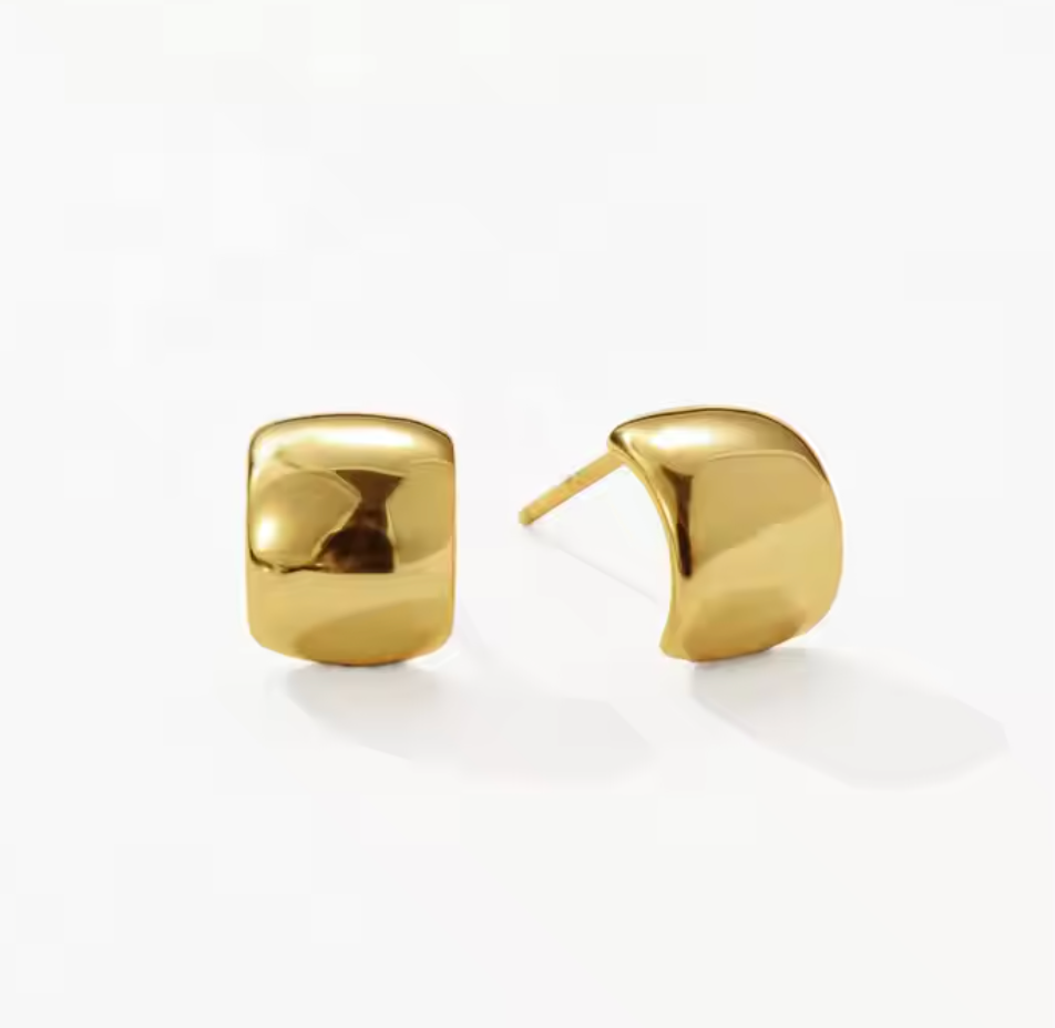Mila Hoops